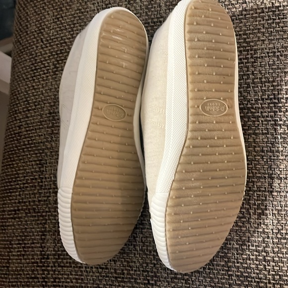 Dr Scholz’s sneakers size 7 1/2 NWT - Picture 2 of 4
